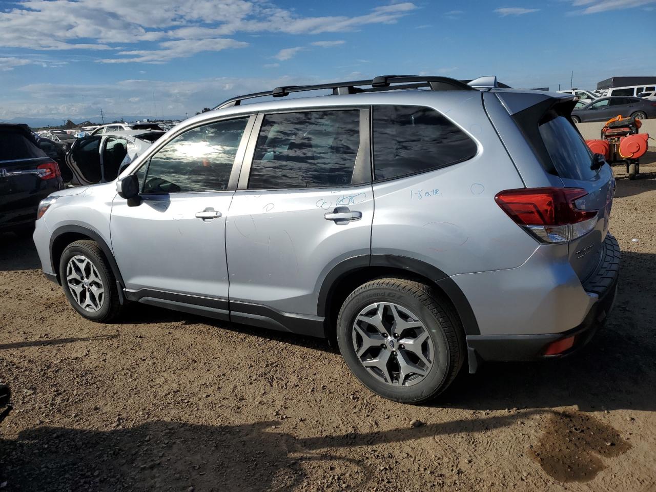 SUBARU FORESTER PREMIUM