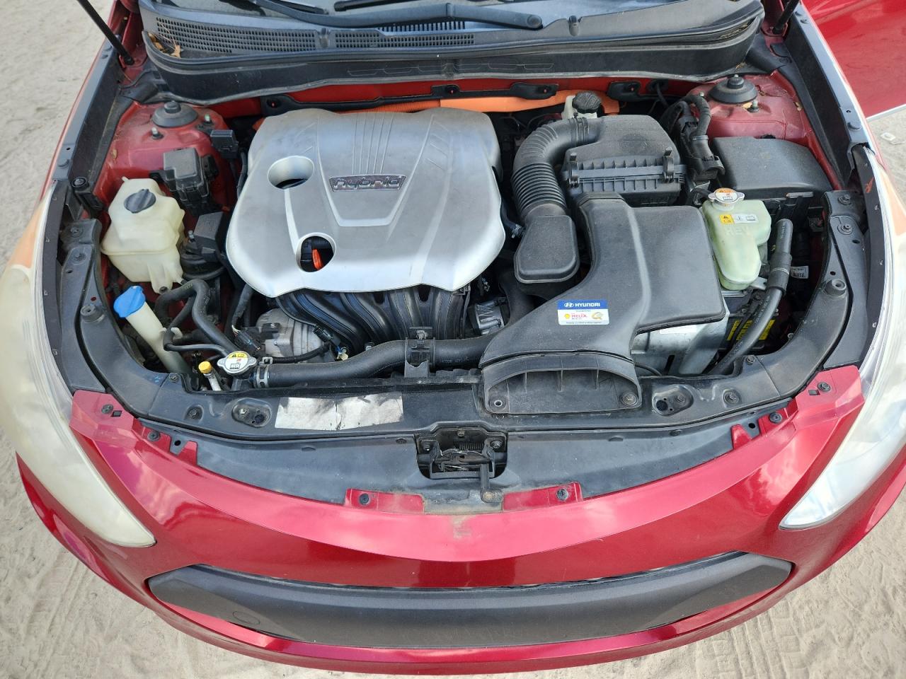 HYUNDAI SONATA HYBRID