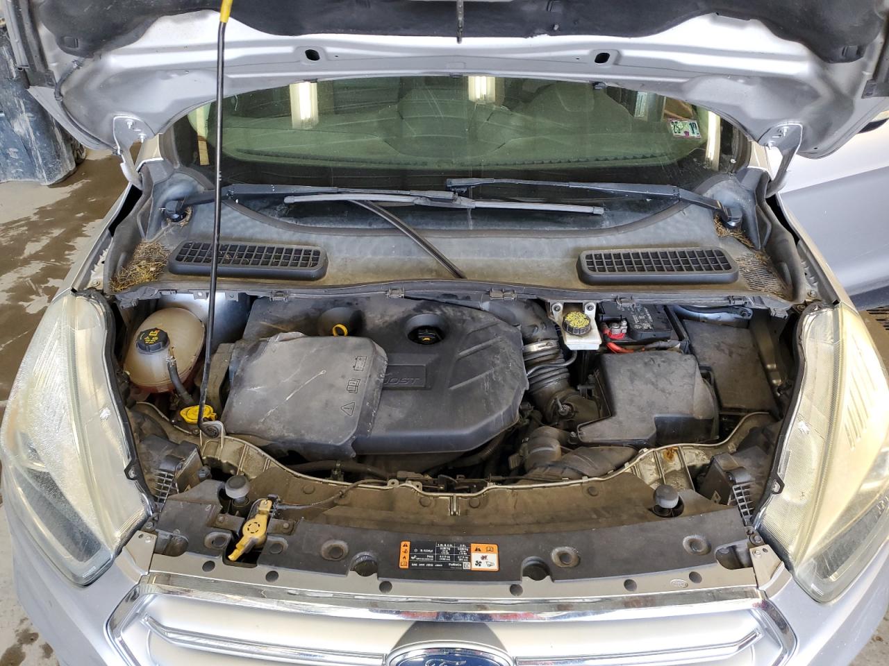 FORD ESCAPE TITANIUM