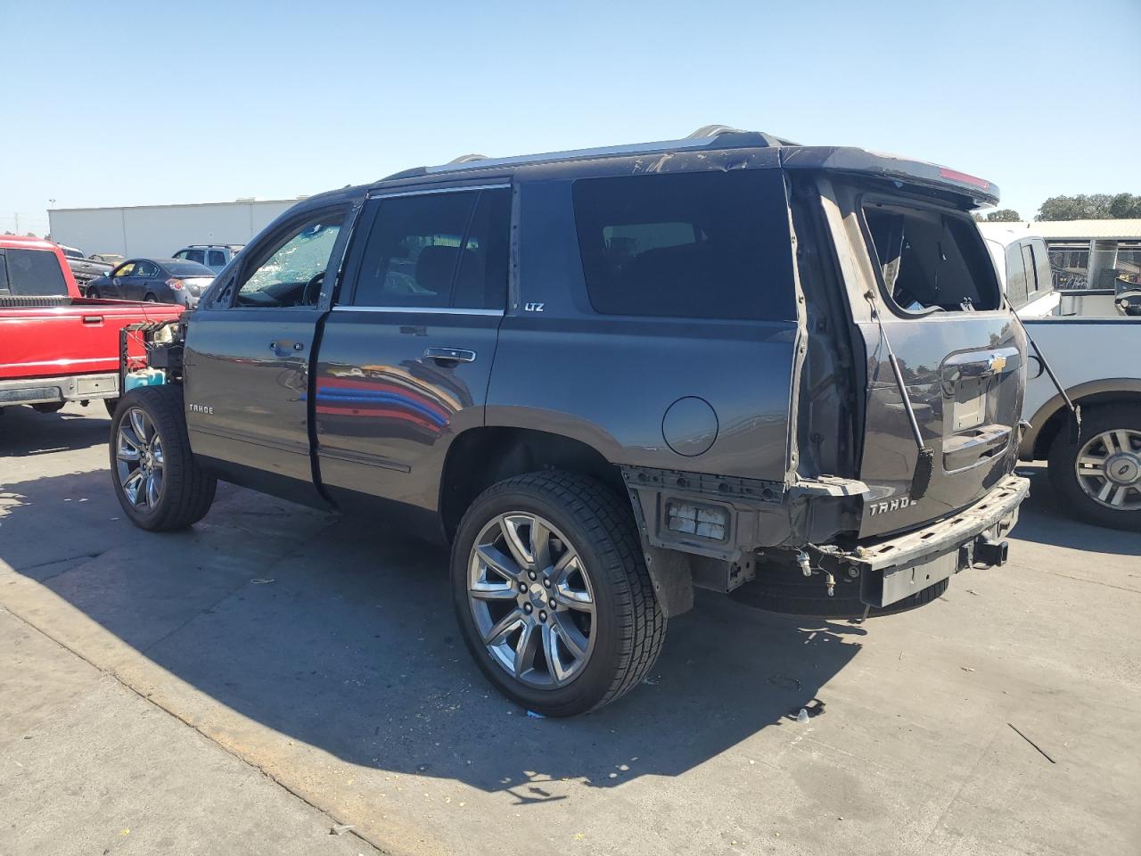 CHEVROLET TAHOE C1500 LTZ