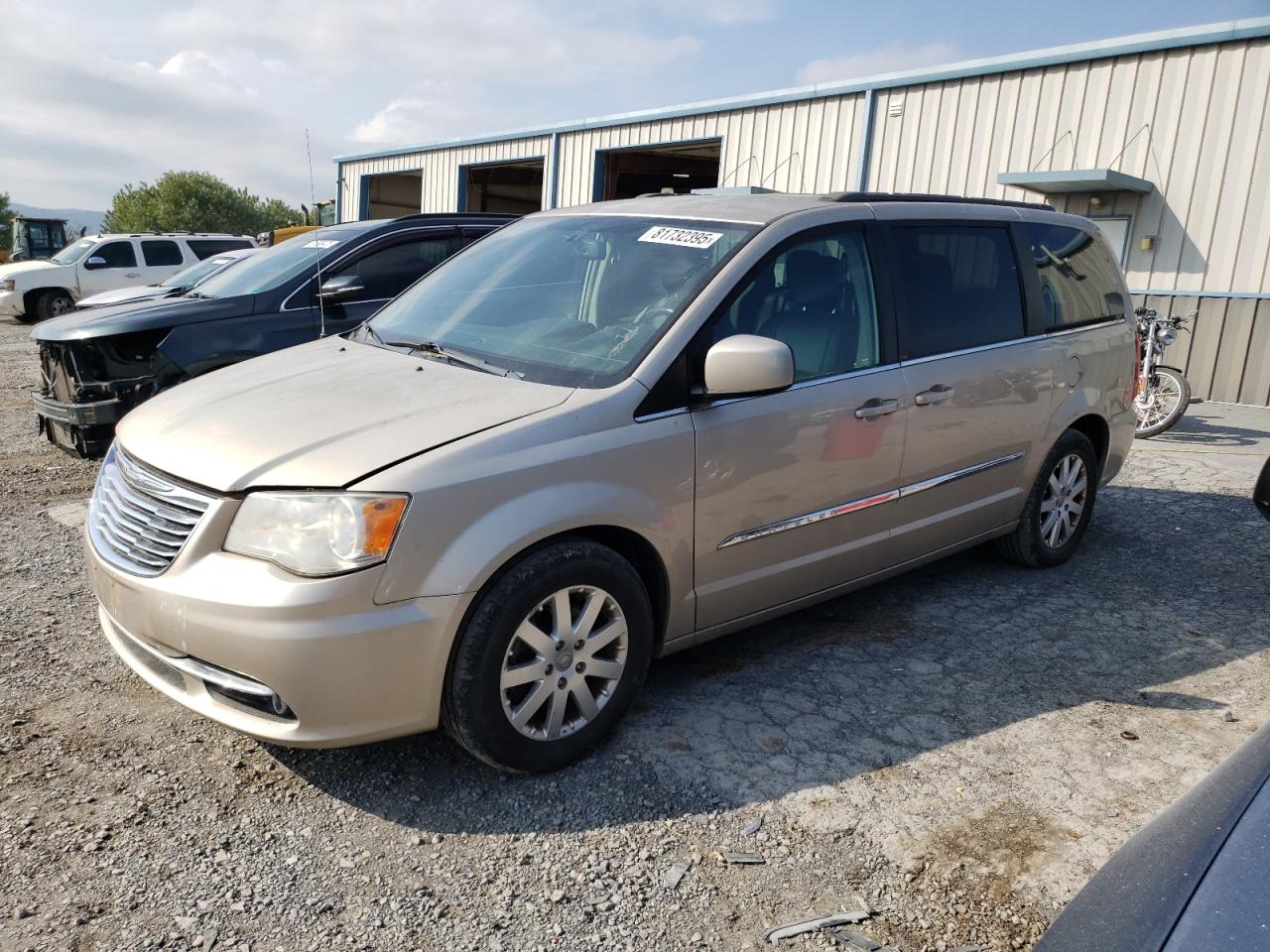 CHRYSLER TOWN & COUNTRY TOURING