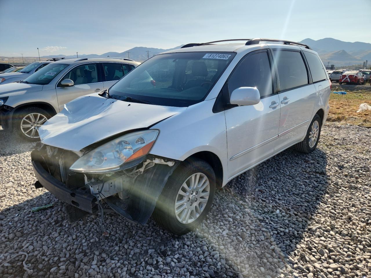 TOYOTA SIENNA XLE