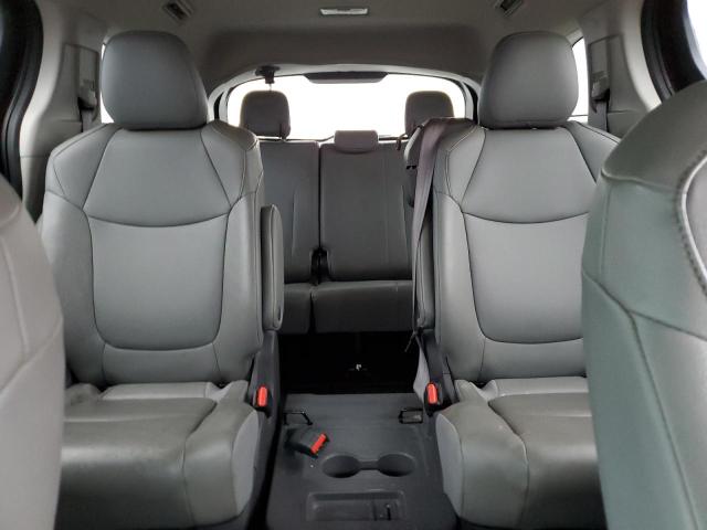 2021 TOYOTA SIENNA XLE 5TDYRKEC9MS066959