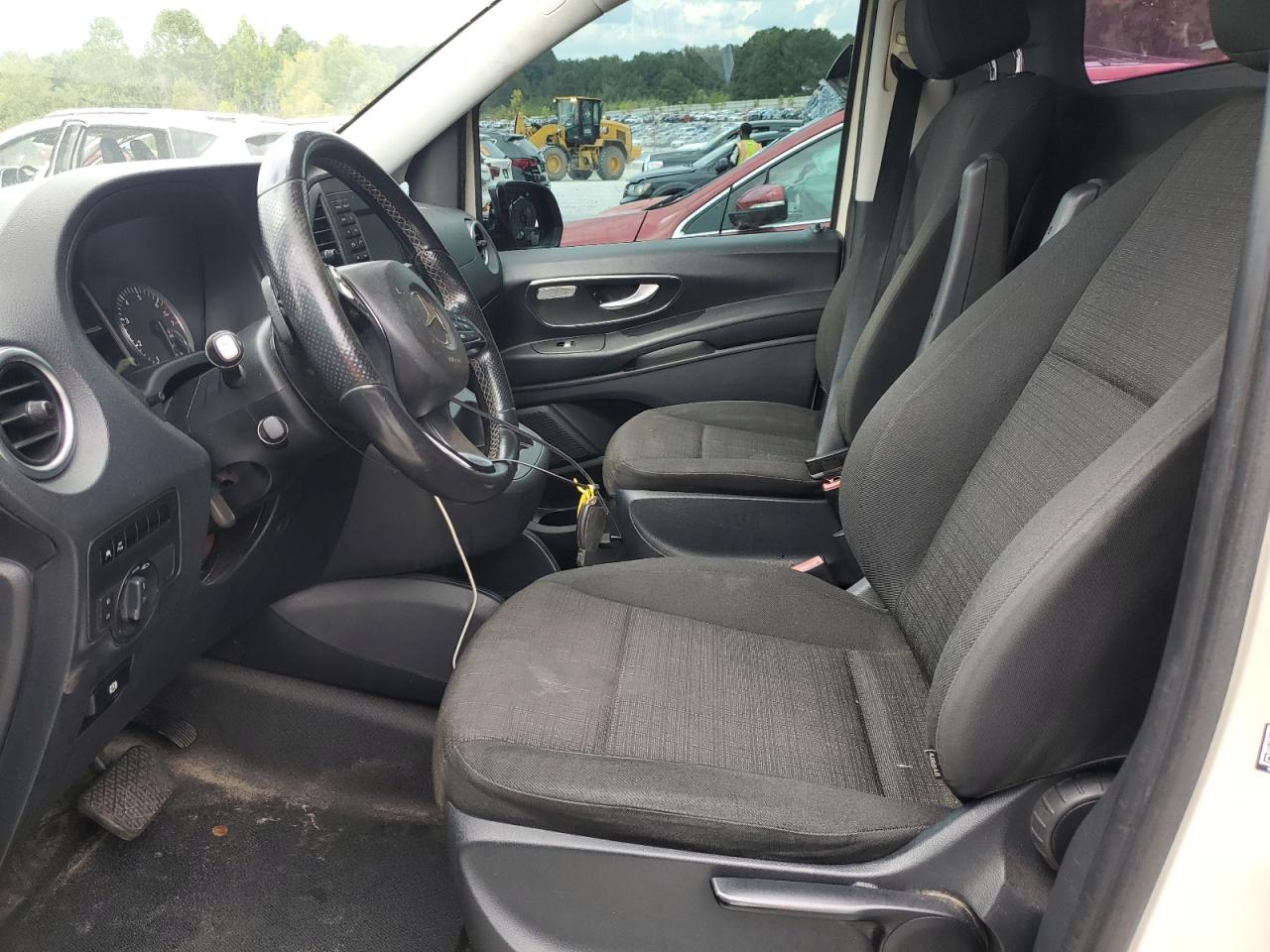 MERCEDES-BENZ METRIS