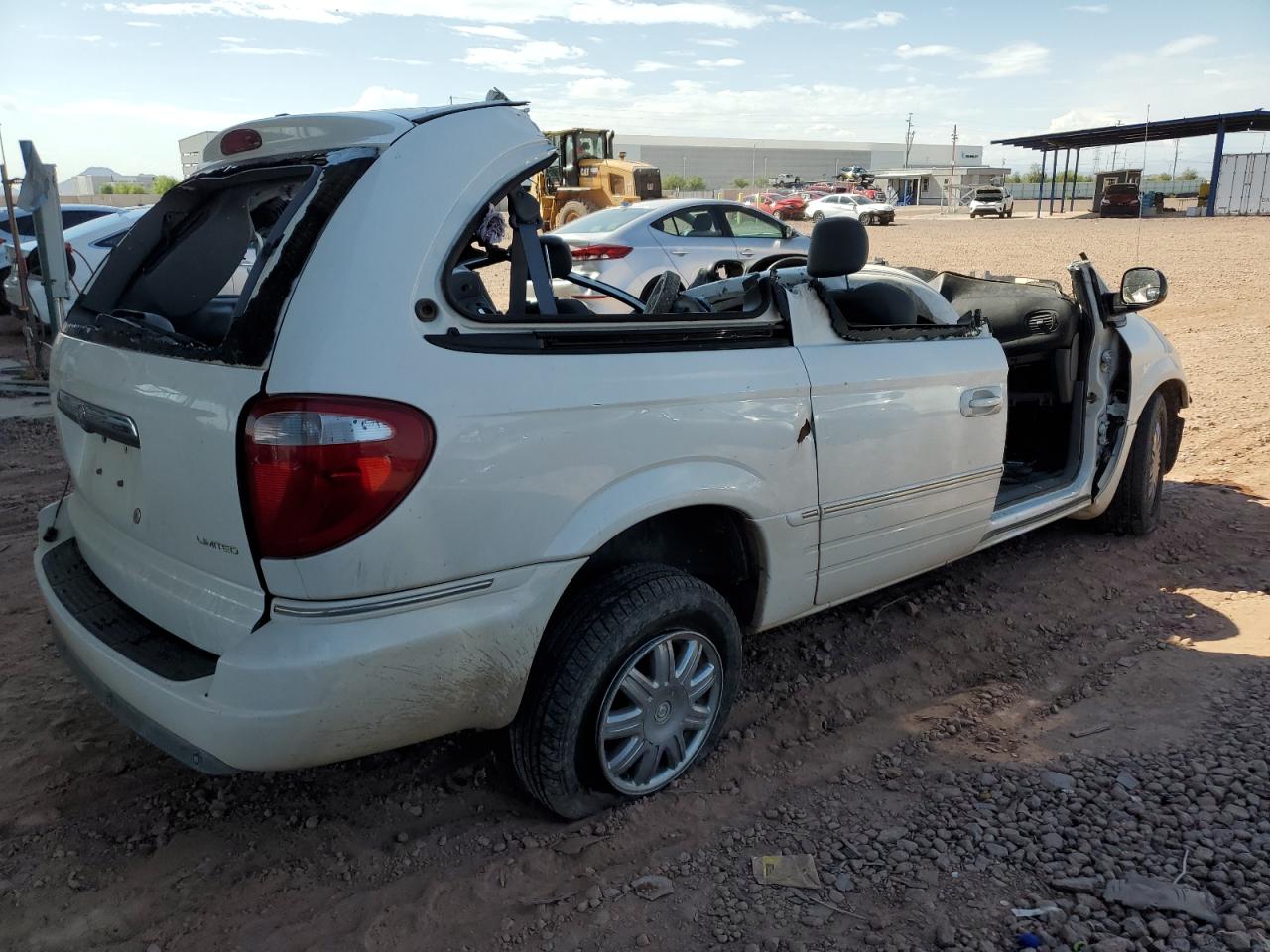 Lot #3297992101 2005 CHRYSLER TOWN & COUNTRY LIMITED