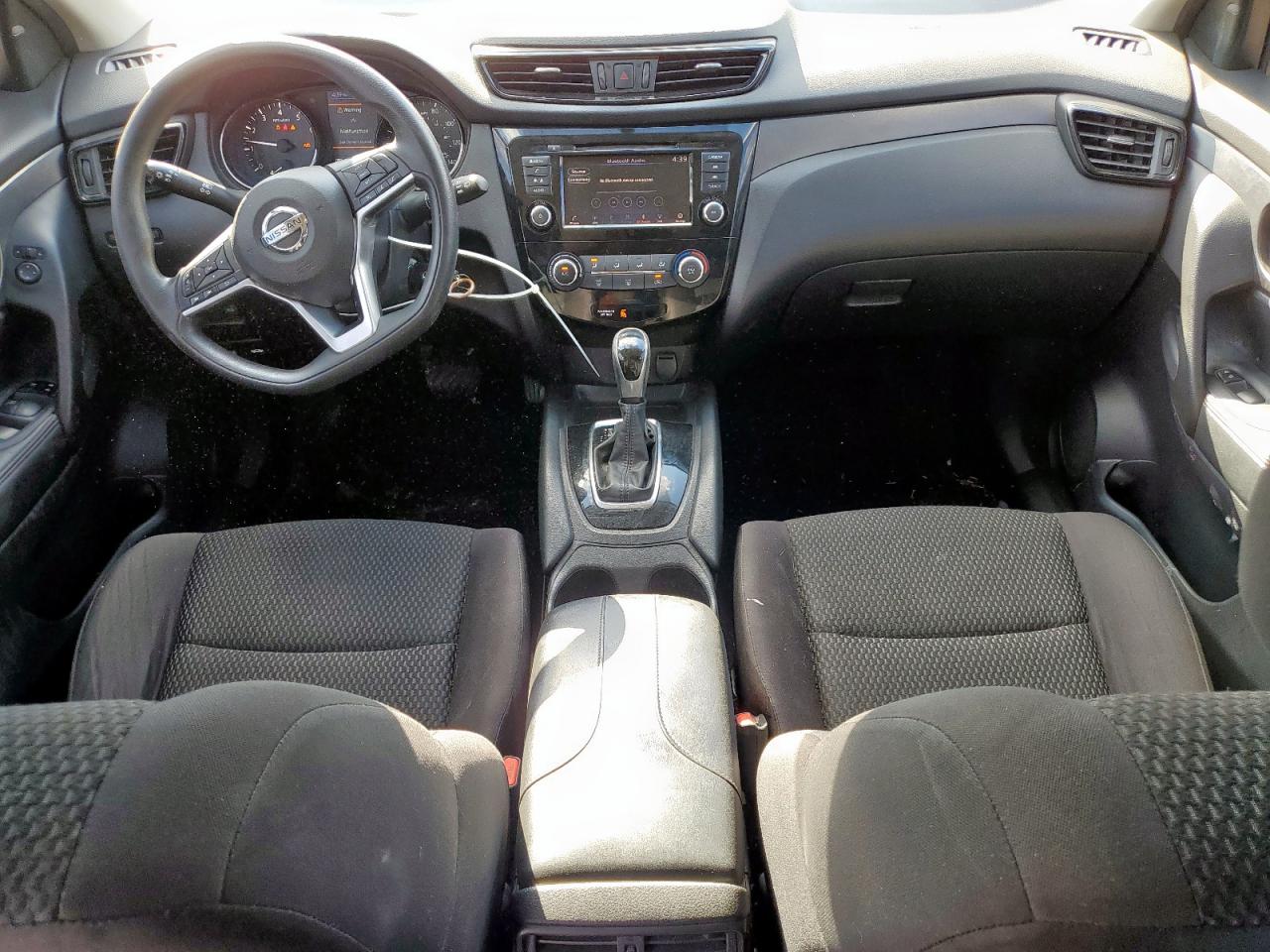 NISSAN ROGUE SPORT S