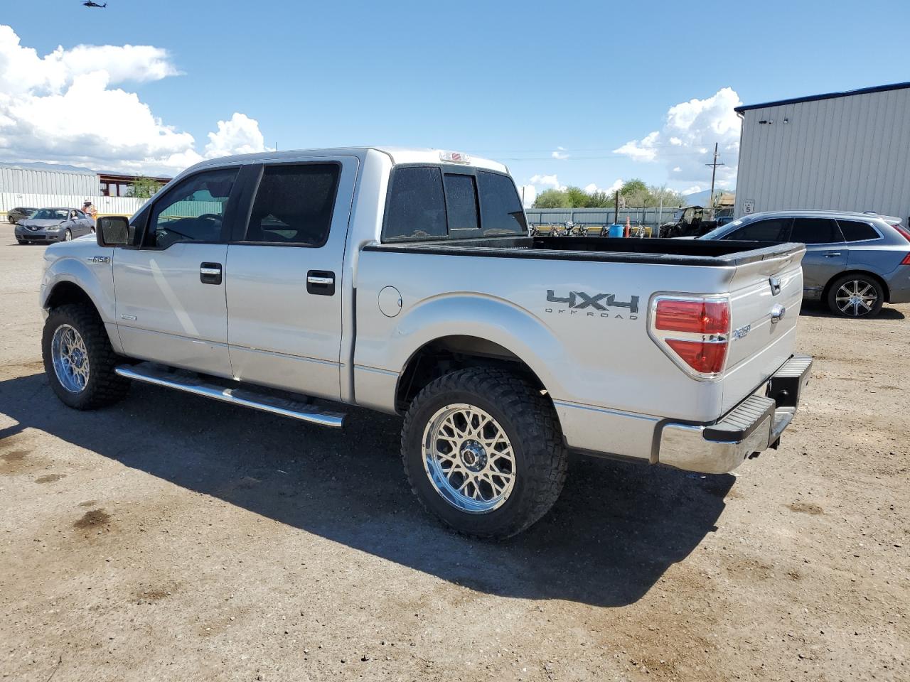 FORD F-150 SUPERCREW