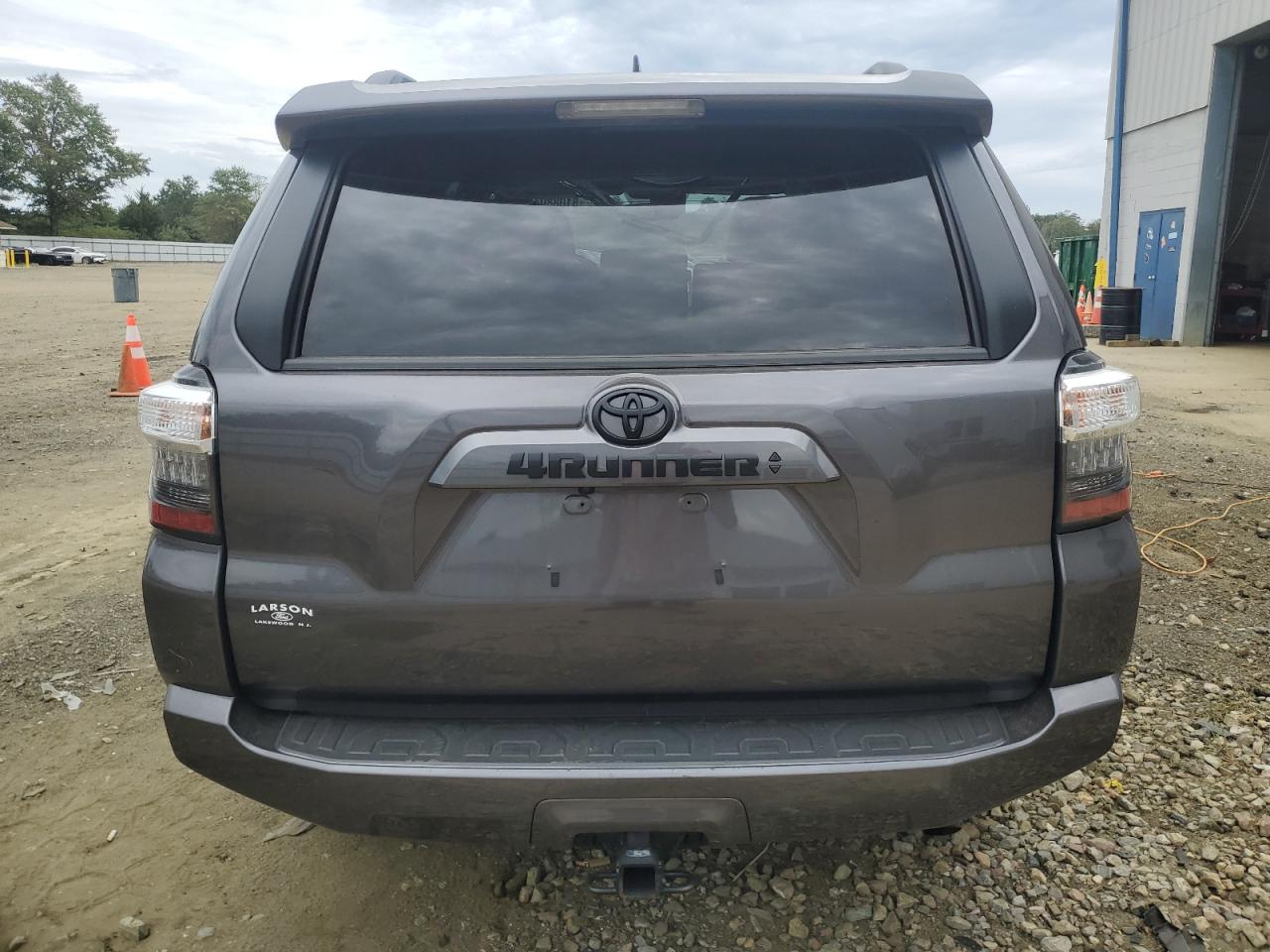 TOYOTA 4RUNNER SE