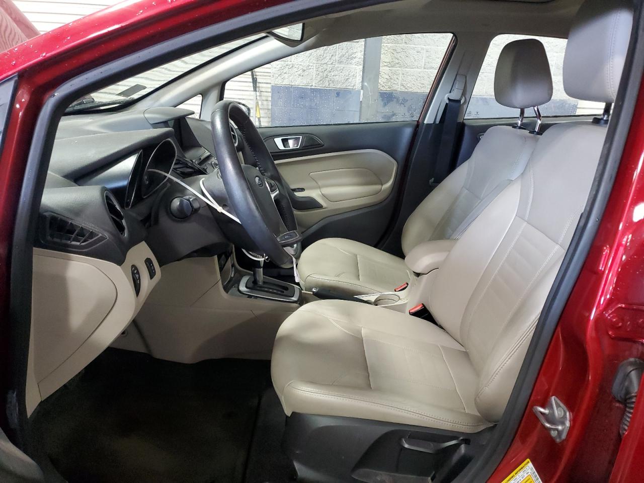 FORD FIESTA TITANIUM