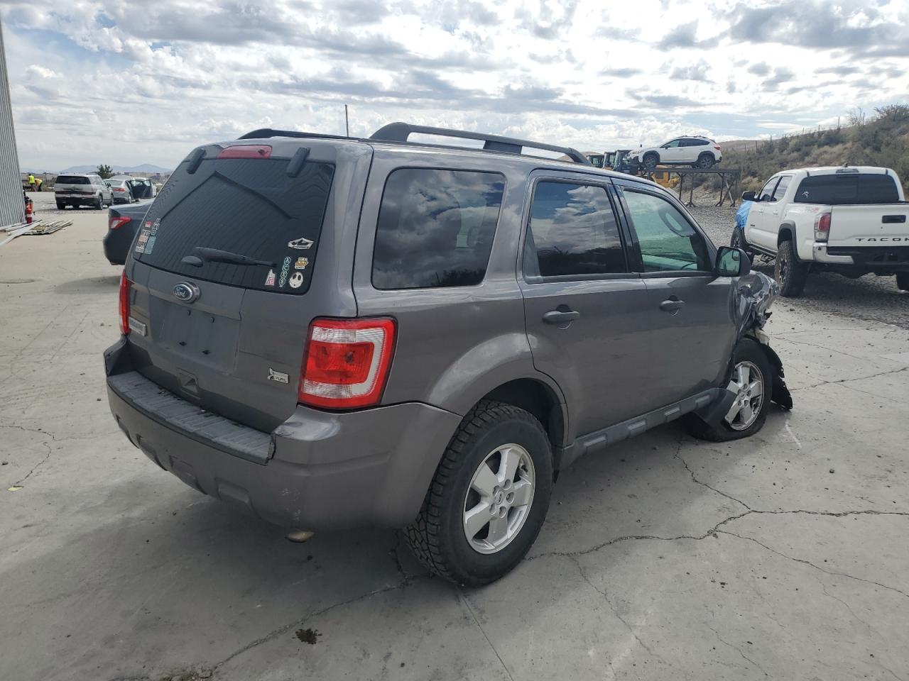 FORD ESCAPE XLT