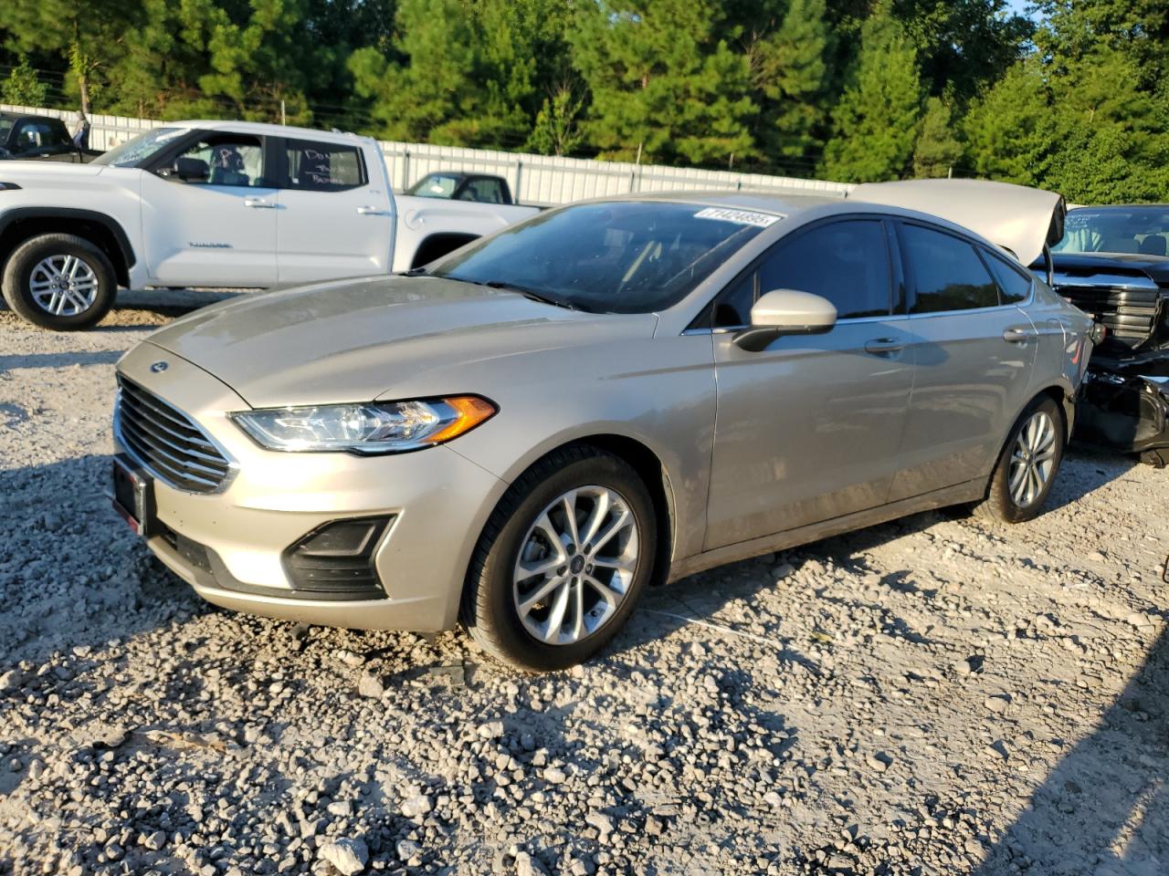 FORD FUSION SE