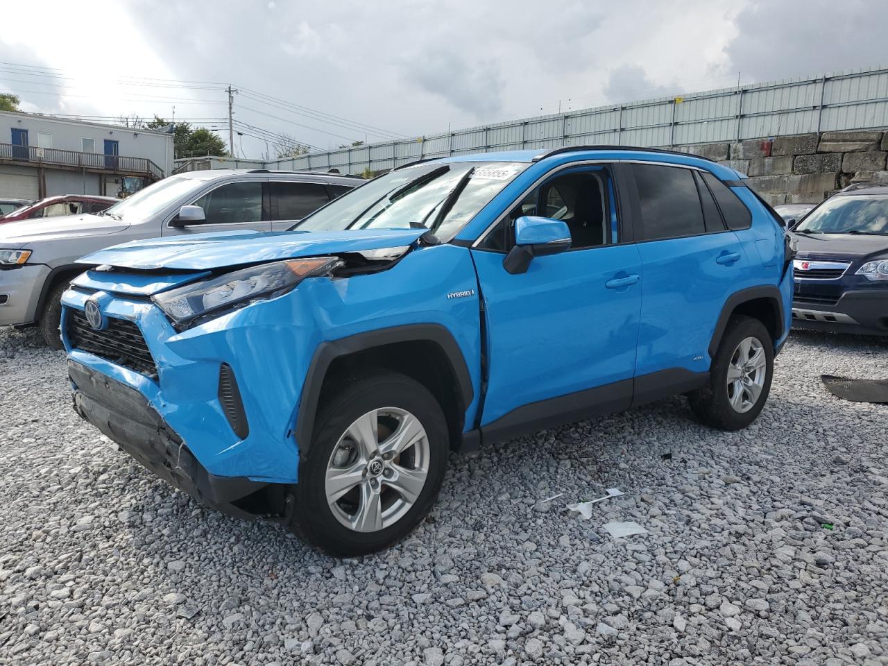 TOYOTA RAV4 LE