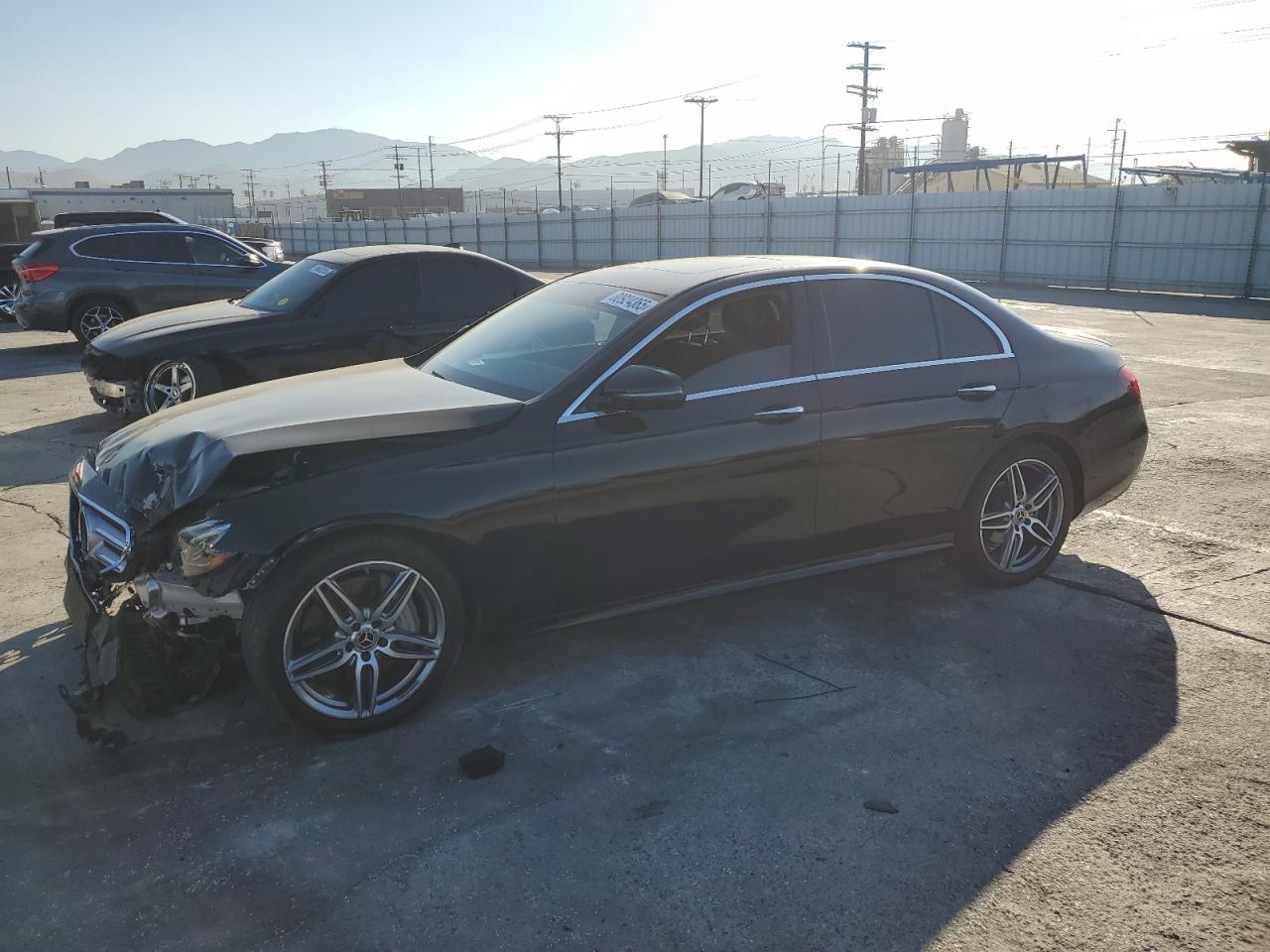 MERCEDES-BENZ E-CLASS 300