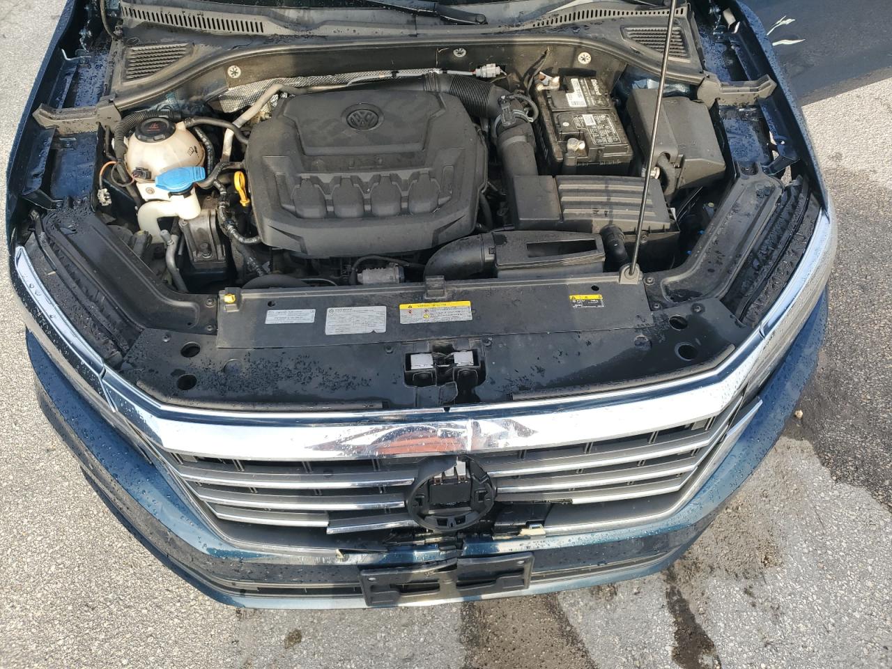 VOLKSWAGEN PASSAT SE