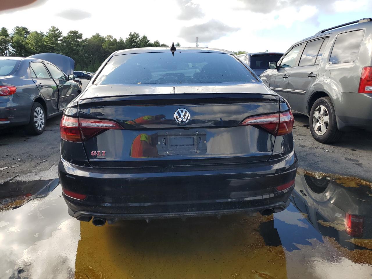 Lot #3301850326 2019 VOLKSWAGEN JETTA GLI