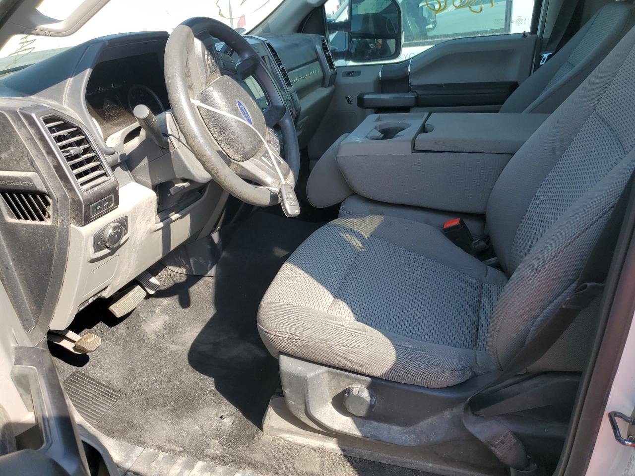 FORD F-250 SUPER DUTY