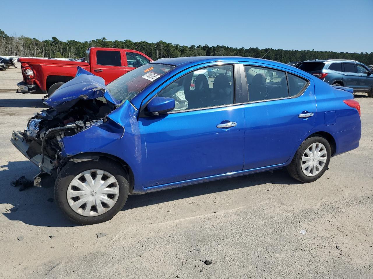 NISSAN VERSA S
