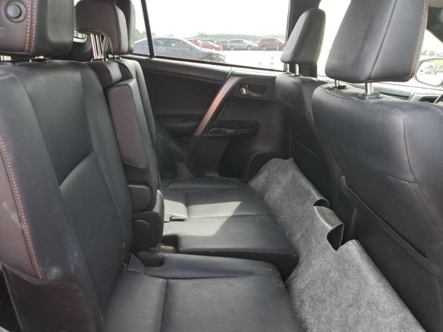 2018 TOYOTA RAV4 SE JTMJFREV5JJ737671