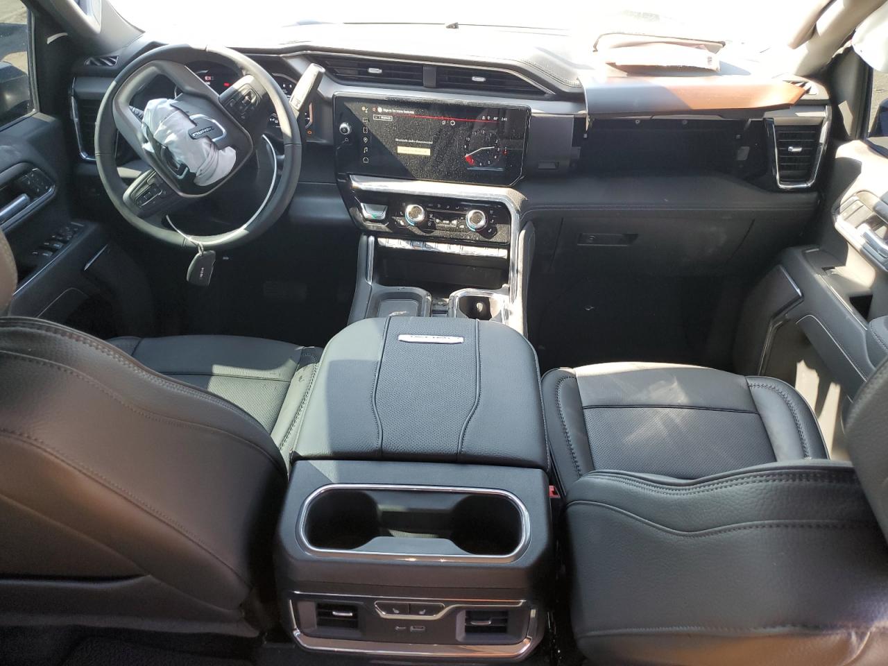 GMC SIERRA K2500 DENALI