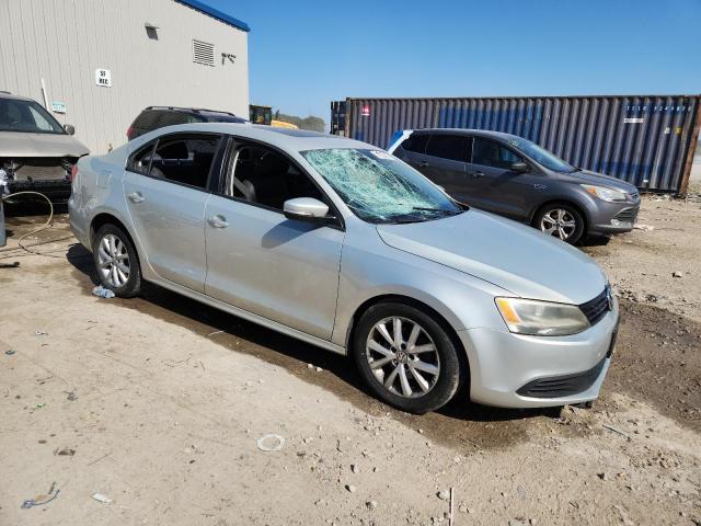 2011 VOLKSWAGEN JETTA SE - 3VWDX7AJ2BM006571