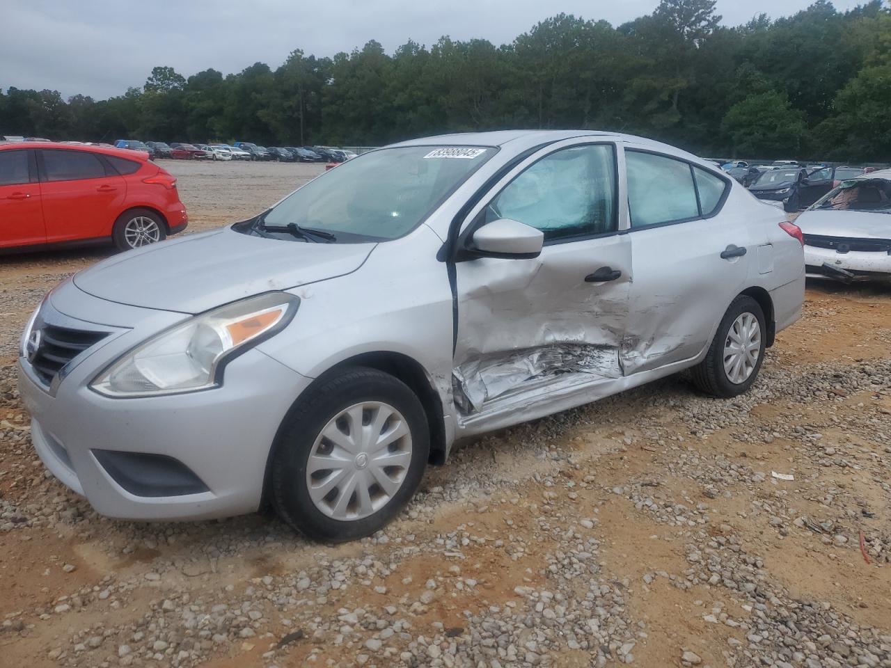 NISSAN VERSA S