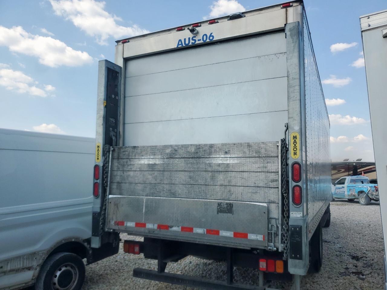 Lot #3317839240 2021 PETERBILT 220