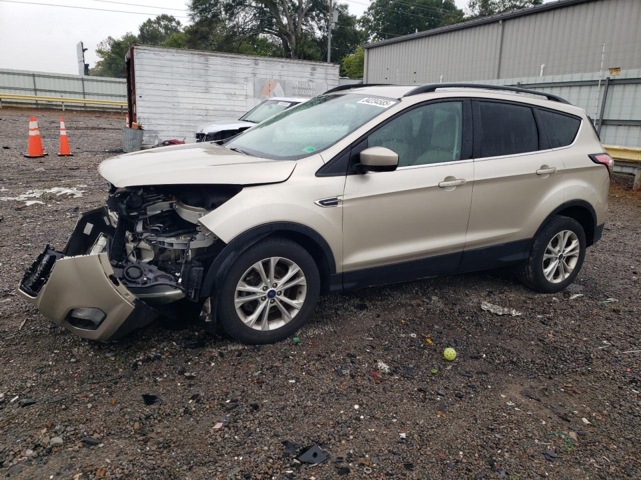 FORD ESCAPE SE