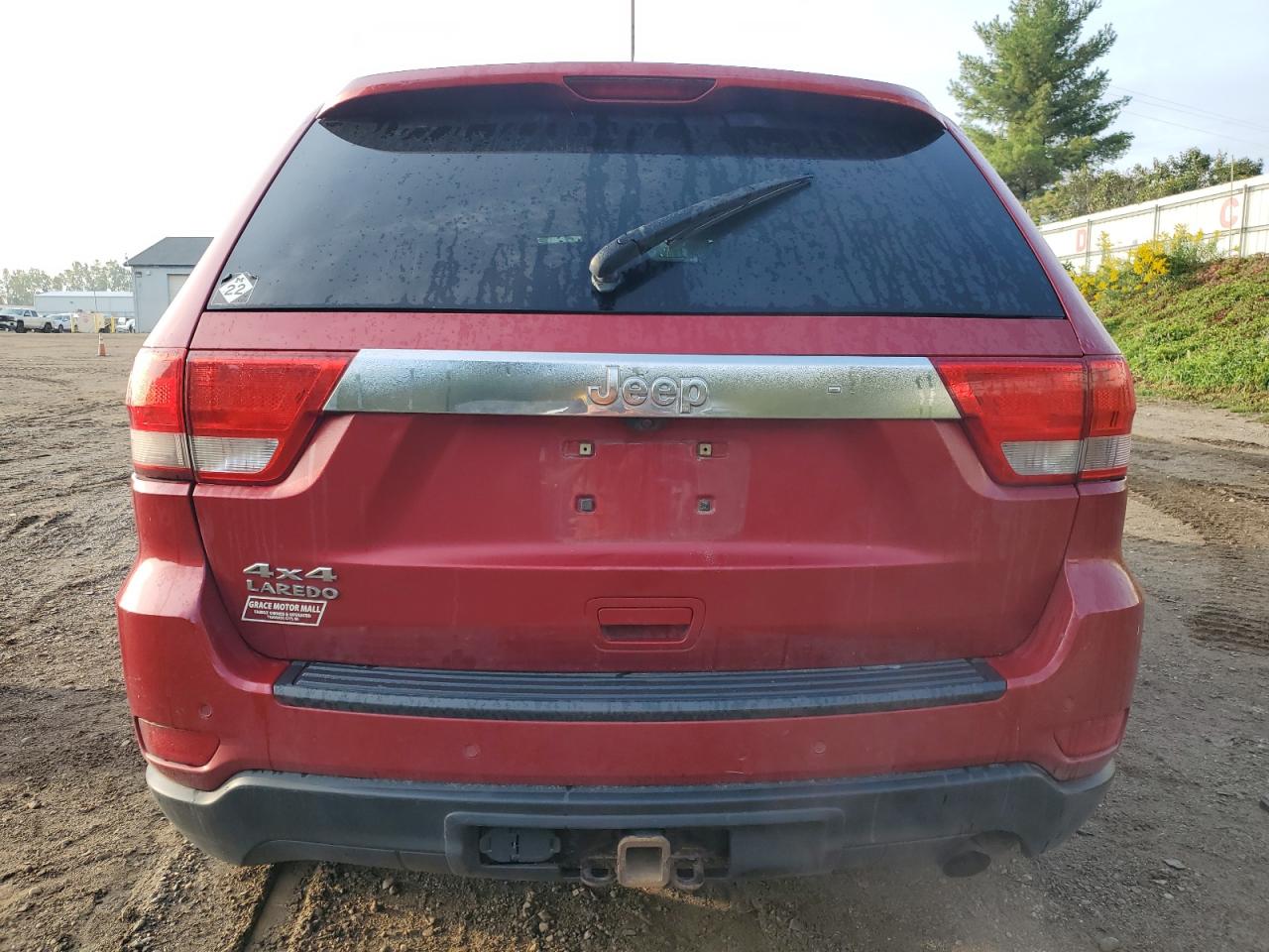 JEEP GRAND CHEROKEE LAREDO