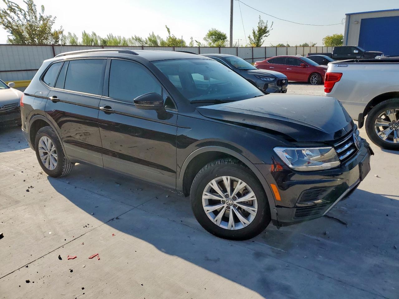 VOLKSWAGEN TIGUAN S