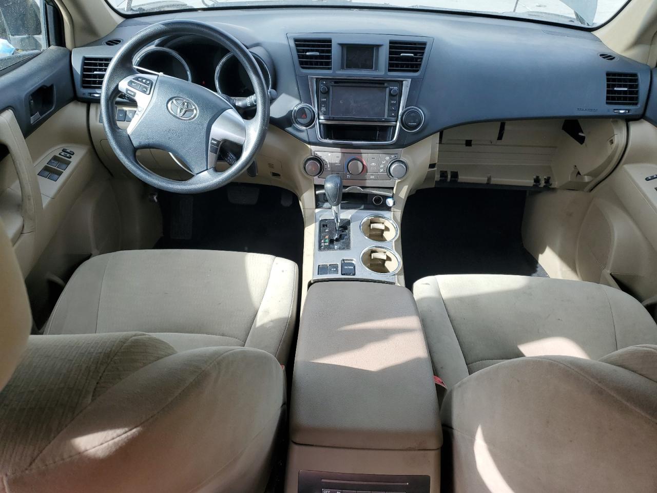 TOYOTA HIGHLANDER BASE