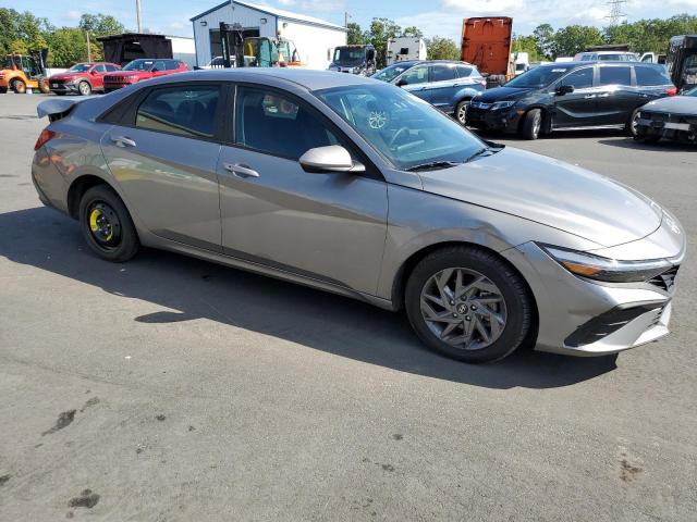 2024 HYUNDAI ELANTRA SE KMHLM4DG2RU651843