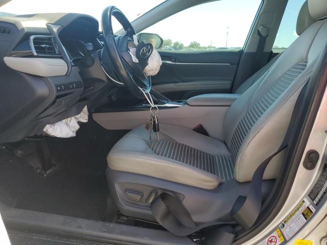 2019 TOYOTA CAMRY L 4T1B11HK1KU683898