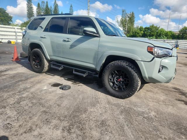 2022 TOYOTA 4RUNNER SR JTEPU5JR0N6047798