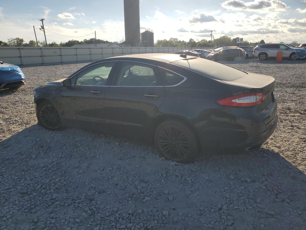 FORD FUSION SE