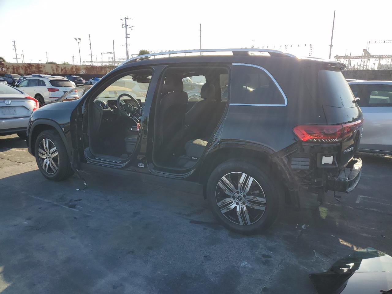 MERCEDES-BENZ EQB 250+