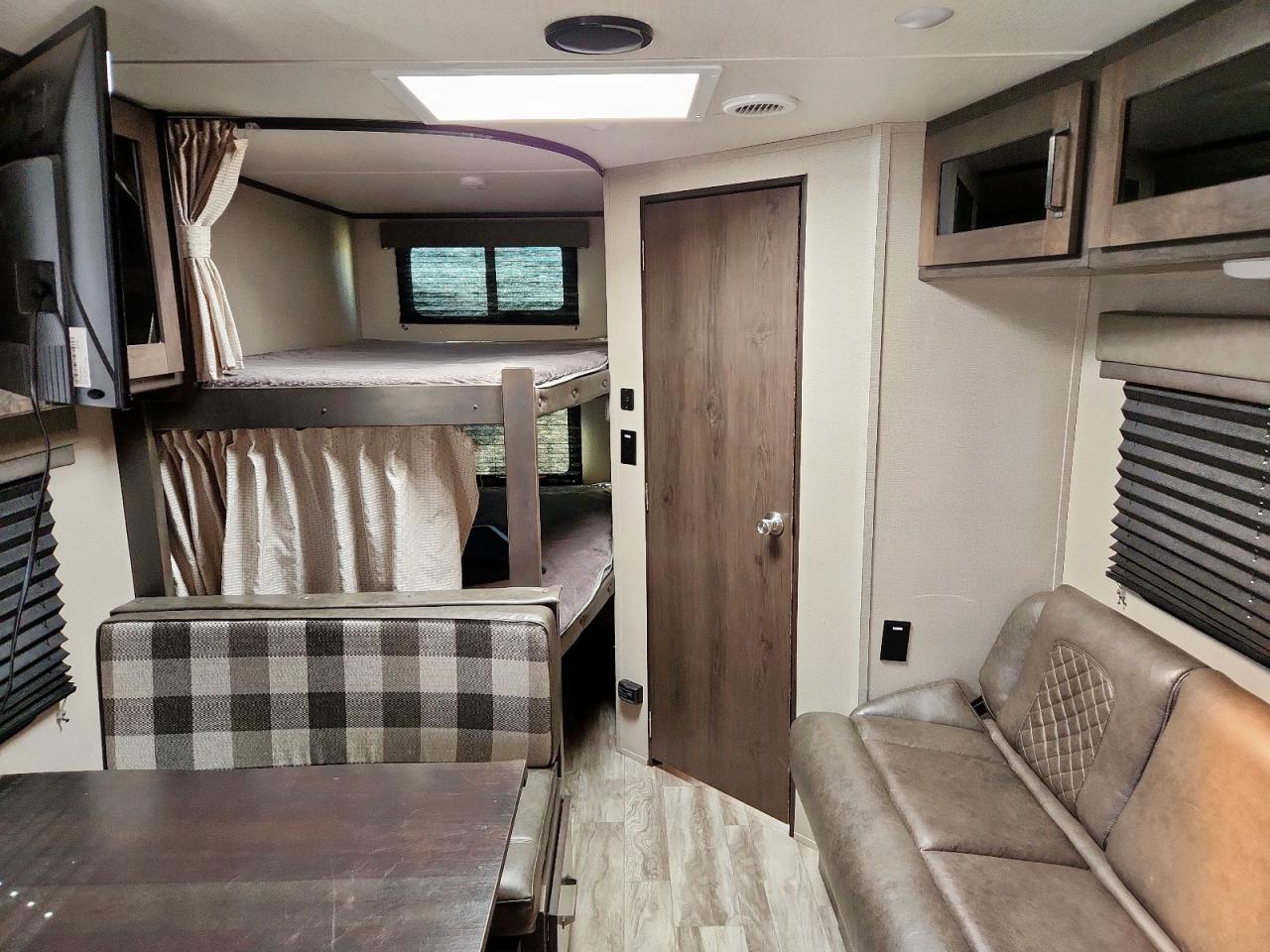 Lot #3282485870 2022 GRAND DESIGN TRANSCEND