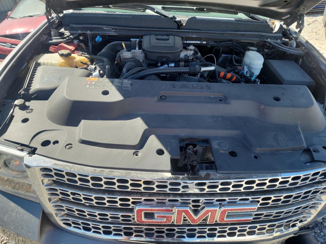 GMC SIERRA 2500HD K2500 DENALI