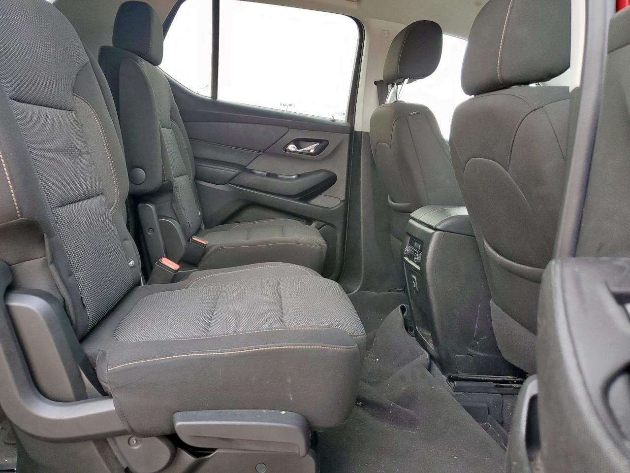 CHEVROLET TRAVERSE LT