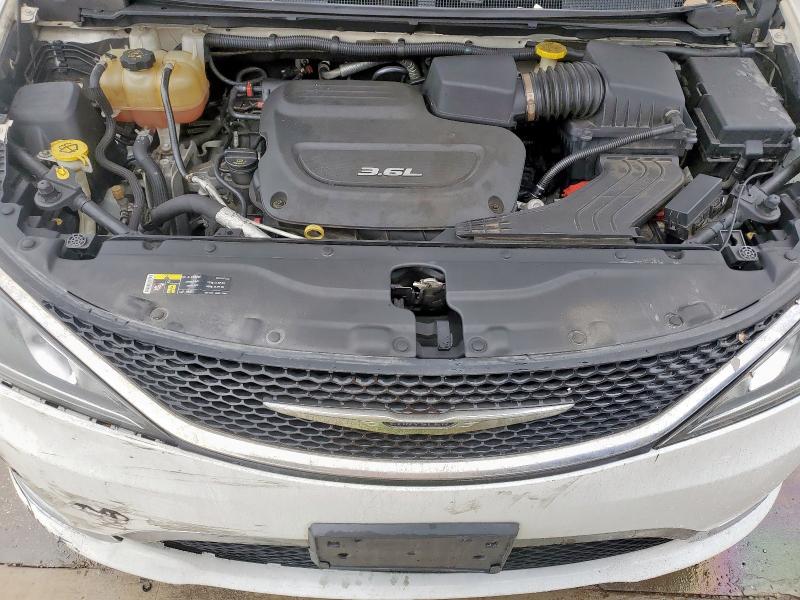 2017 CHRYSLER PACIFICA TOURING L 2C4RC1BG8HR535657