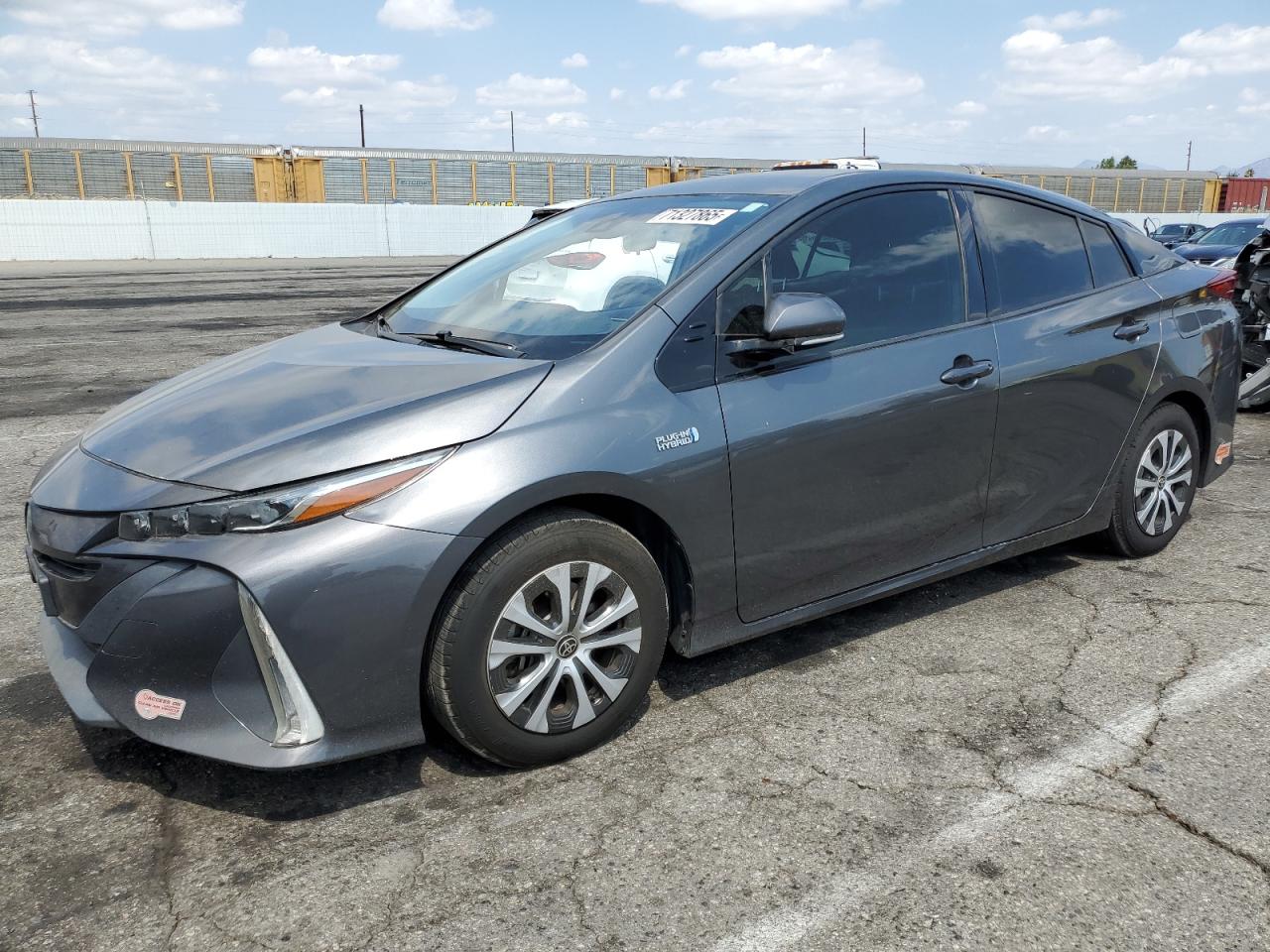 TOYOTA PRIUS PRIME LE