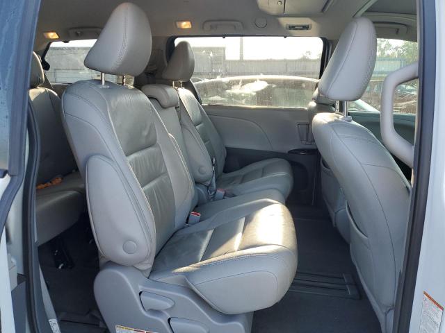 2019 TOYOTA SIENNA XLE 5TDYZ3DC1KS966744