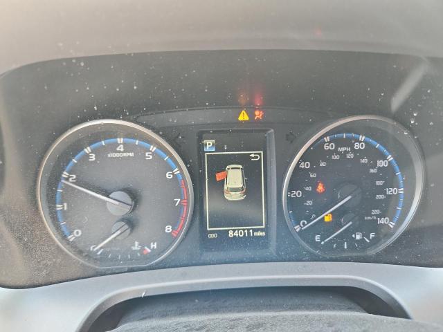 2018 TOYOTA RAV4 LE - JTMZFREV6JJ193331