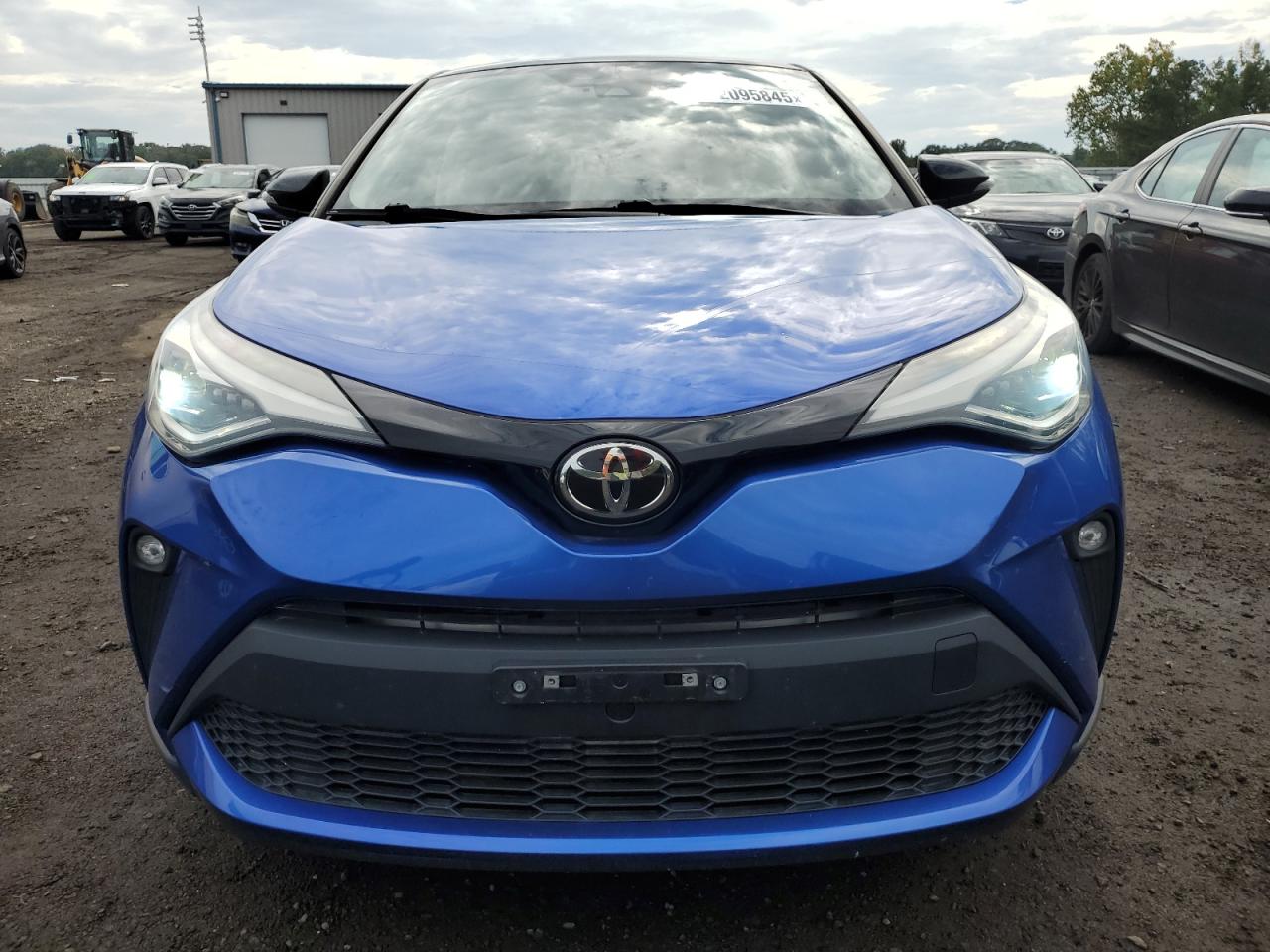 TOYOTA C-HR XLE