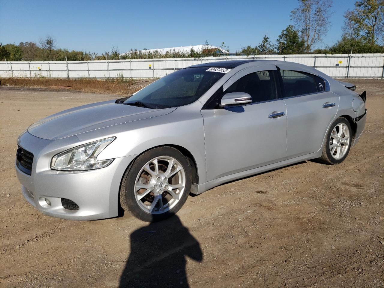 NISSAN MAXIMA S