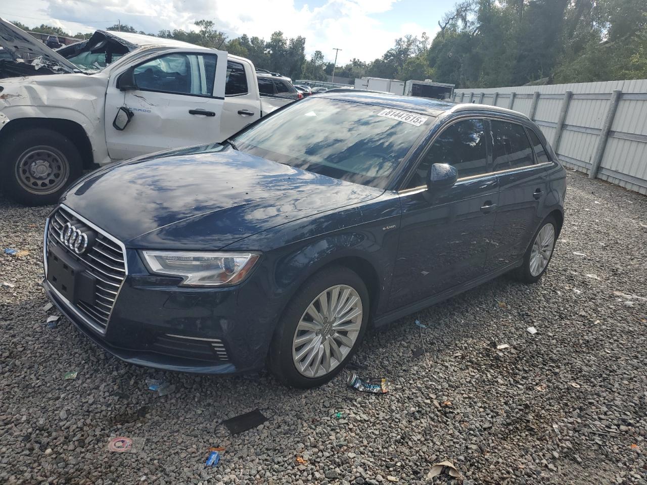 AUDI A3 E-TRON PREMIUM