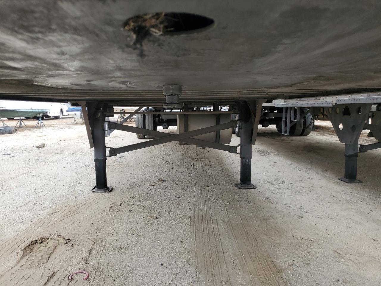 Lot #3282802753 2015 UTILITY VS2RA