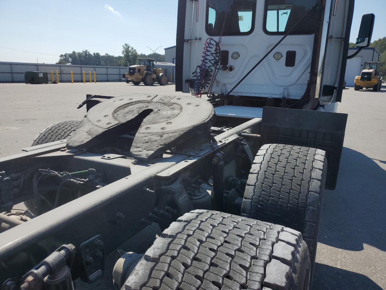 Lot #3264427439 2016 FREIGHTLINER CASCADIA 1