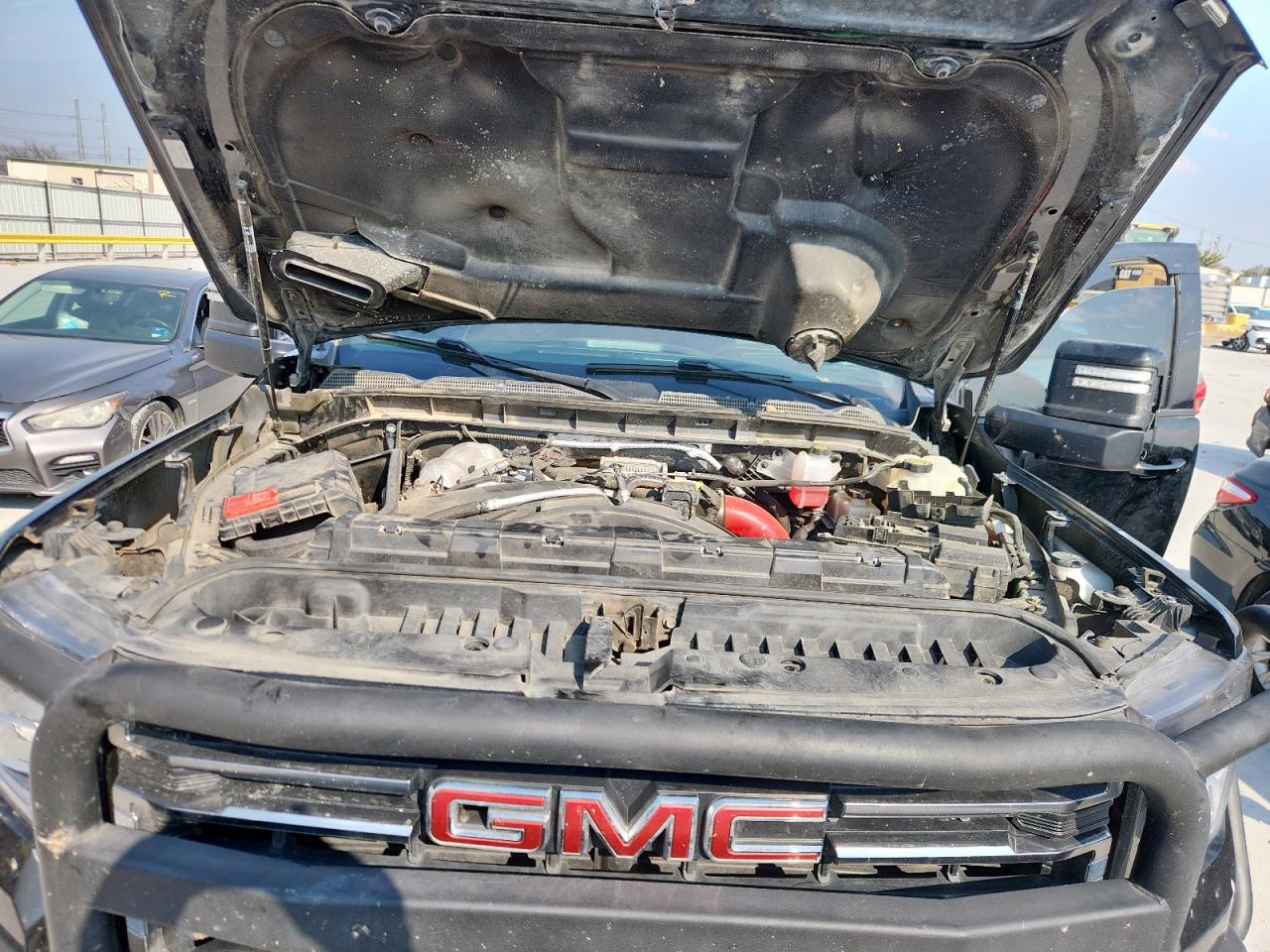 GMC SIERRA K2500 AT4