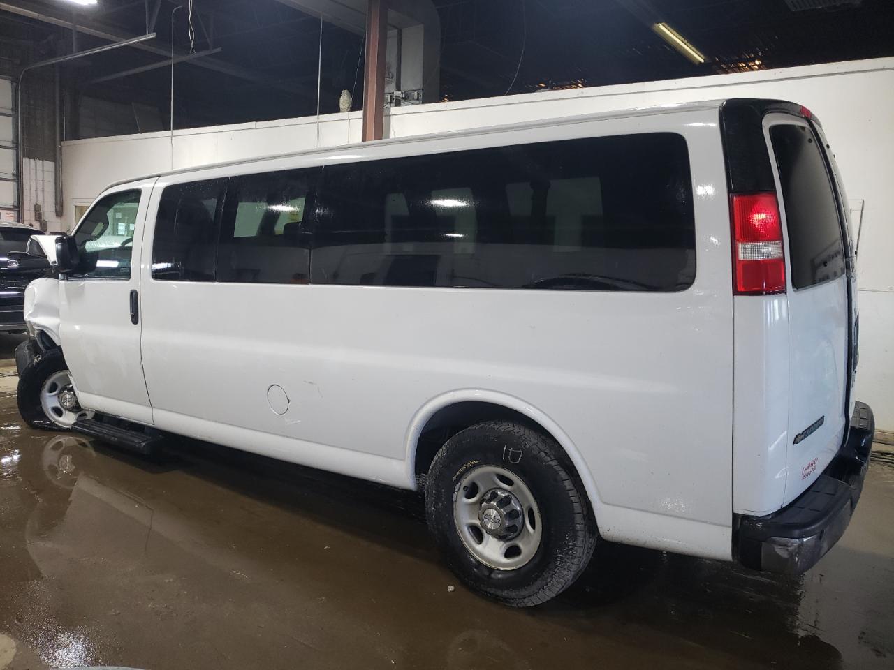 CHEVROLET EXPRESS LT
