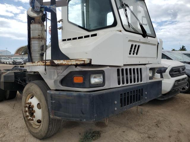 2017 OTTAWA YARD TRACTOR OTTAWA #3253400053